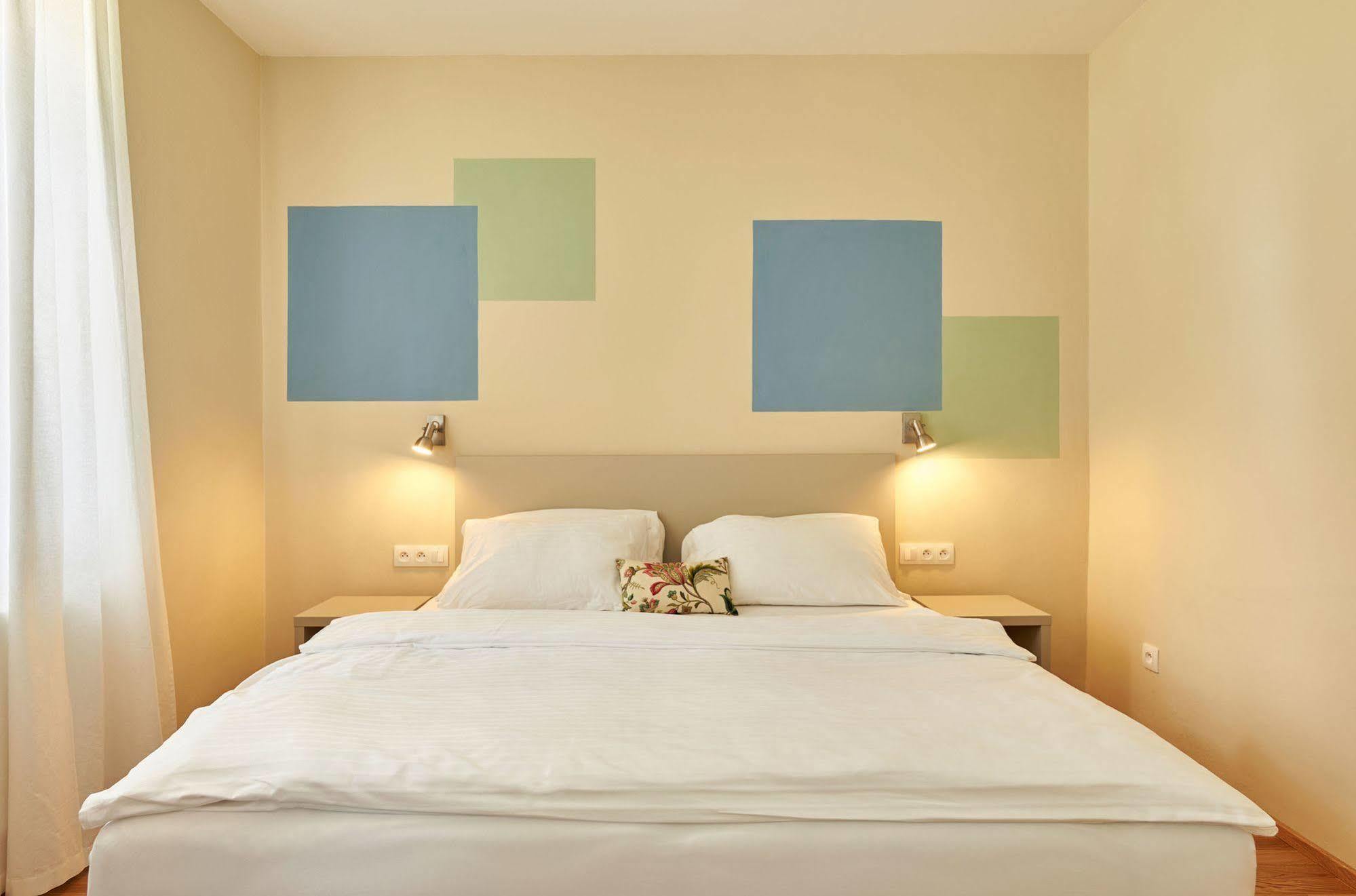 Boutique Hotel Swisshouse 玛丽亚温泉 外观 照片